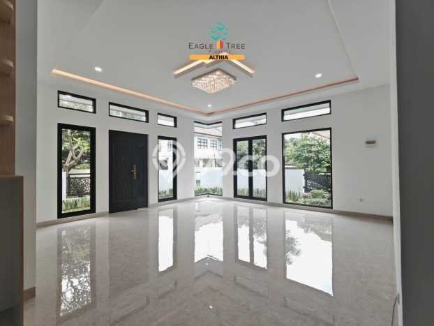 For Sale Rumah Mewah Exclusive di BSD, Tangerang Selatan For Sale Rumah Mewah Exclusive di BSD, Tangerang Selatan