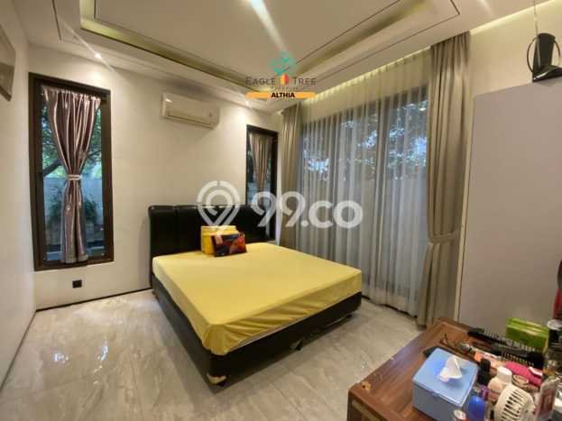 Rumah Mewah LB 185m2 Siap Pakai Desain Elegan di BSD, Tangerang Rumah Mewah LB 185m2 Siap Pakai Desain Elegan di BSD, Tangerang