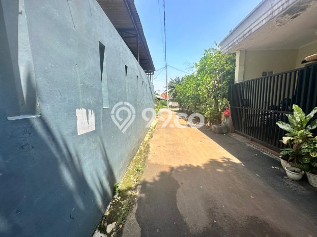 Rumah Luas Asri 12 KT Siap Huni di BSD Tangerang Rumah Luas Asri 12 KT Siap Huni di BSD Tangerang