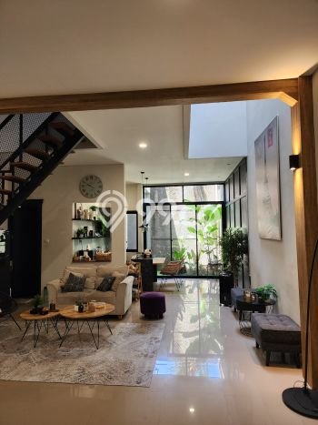 Jual Rumah Mewah Elegan Dengan View Cantik di BSD, Tangerang Jual Rumah Mewah Elegan Dengan View Cantik di BSD, Tangerang