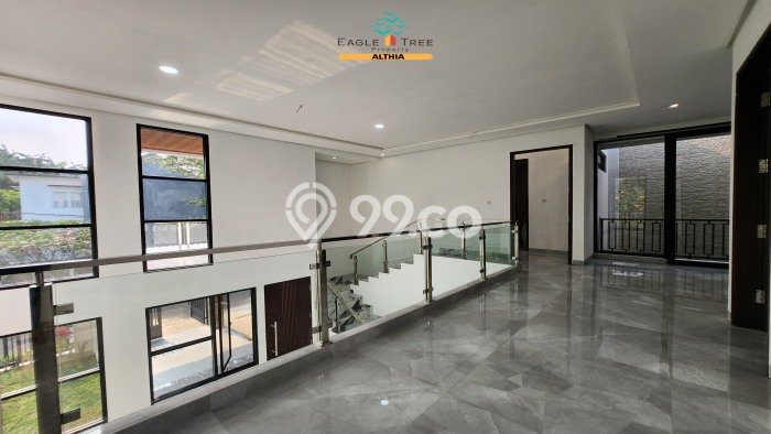 Rumah Mewah LB 300m2 Siap Huni Desain Elegan di Bintaro, Tangerang Selatan Rumah Mewah LB 300m2 Siap Huni Desain Elegan di Bintaro, Tangerang Selatan