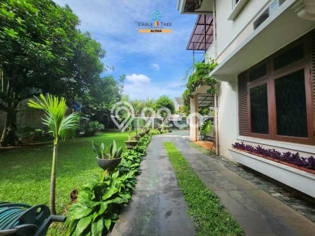 Rumah Elit Modern Siap Huni di Bintaro Tangerang Selatan Rumah Elit Modern Siap Huni di Bintaro Tangerang Selatan