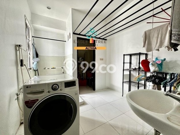 Ready to Use! Premium House LT 150m2 Desain Modern di Graha Raya Ready to Use! Premium House LT 150m2 Desain Modern di Graha Raya