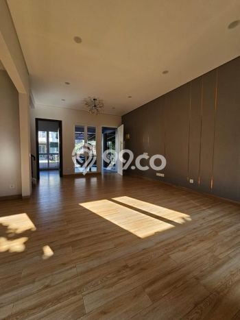 Rumah murah 2 lantai bagus siap huni Deket Mall Aeon cluster BSD Rumah murah 2 lantai bagus siap huni Deket Mall Aeon cluster BSD
