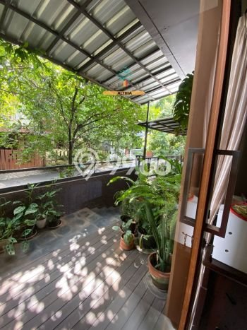Jual Segera Rumah LT 325m² / LB 600m² di Lokasi Premium Bintaro, Tangerang Selatan Jual Segera Rumah LT 325m² / LB 600m² di Lokasi Premium Bintaro, Tangerang Selatan