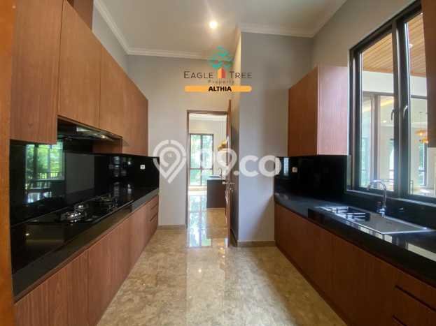 Rumah Siap Pakai area BSD, Tangerang, Luas 343m² Bangunan 485m² Rumah Siap Pakai area BSD, Tangerang, Luas 343m² Bangunan 485m²