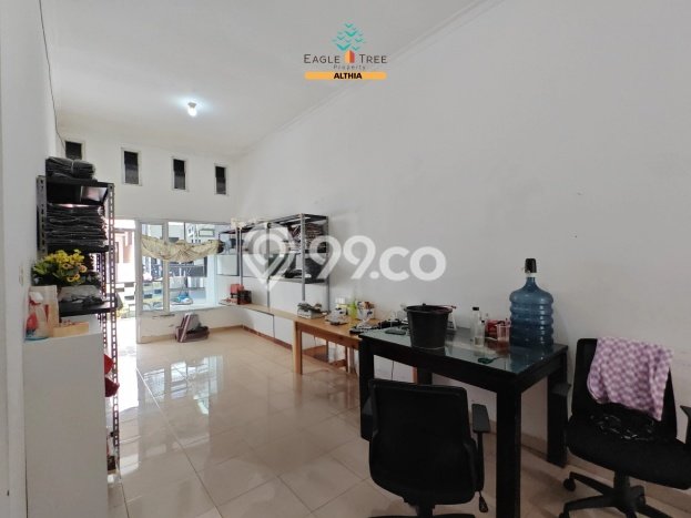 Rumah Luas Asri 2 KT Siap Huni di Villa Melati Mas Tangerang Selatan Rumah Luas Asri 2 KT Siap Huni di Villa Melati Mas Tangerang Selatan