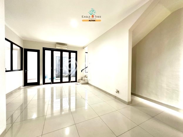 Dijual Rumah Luas Elegan Dengan View Eksklusif di Sektor 7-Bintaro, Tangerang Selatan Dijual Rumah Luas Elegan Dengan View Eksklusif di Sektor 7-Bintaro, Tangerang Selatan