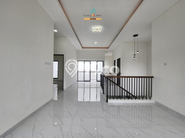 Hunian Mewah Dijual LT 135m2 di BSD, Tangerang Selatan Hunian Mewah Dijual LT 135m2 di BSD, Tangerang Selatan