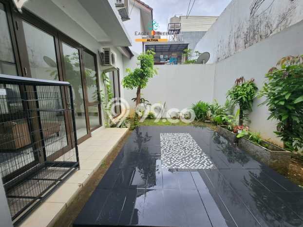For Sale! Premium House LT 162m2 Desain Modern di BSD For Sale! Premium House LT 162m2 Desain Modern di BSD