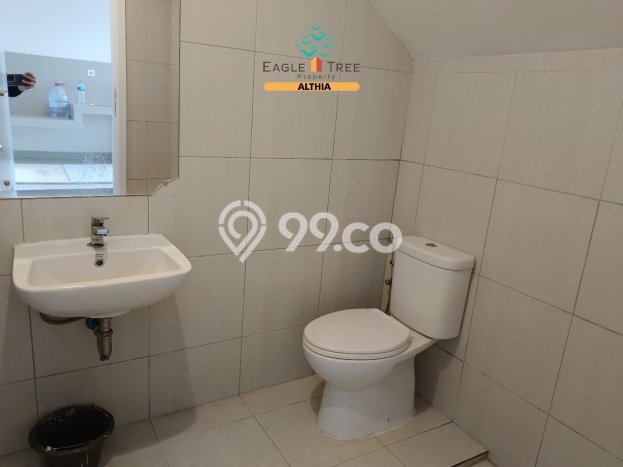 Dijual Rumah 3 Kamar Lokasi Ideal Bagus dan Strategis di BSD Dijual Rumah 3 Kamar Lokasi Ideal Bagus dan Strategis di BSD