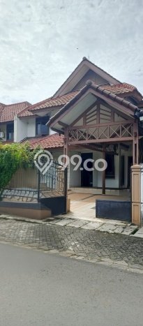 Dijual Rumah Mewah Elegan Dengan View Cantik di BSD Giri Loka, Tangerang Dijual Rumah Mewah Elegan Dengan View Cantik di BSD Giri Loka, Tangerang