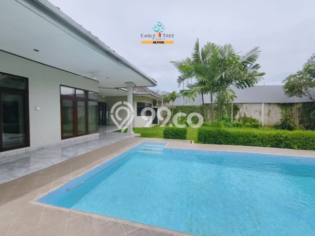 Rumah Elit Modern Tanpa Renovasi di Cipete Jakarta Selatan Rumah Elit Modern Tanpa Renovasi di Cipete Jakarta Selatan