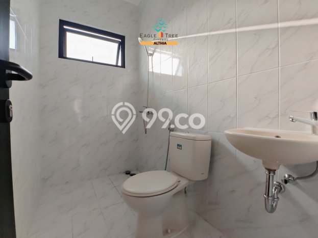 Rumah Minimalis 4 KT di Villa Melati Mas Tangerang Selatan Unfurnished Rumah Minimalis 4 KT di Villa Melati Mas Tangerang Selatan Unfurnished