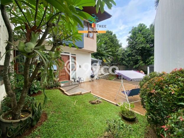 Hunian Mewah LB 170m2 Siap Huni Desain Elegan di Bintaro, Tangerang Selatan Hunian Mewah LB 170m2 Siap Huni Desain Elegan di Bintaro, Tangerang Selatan