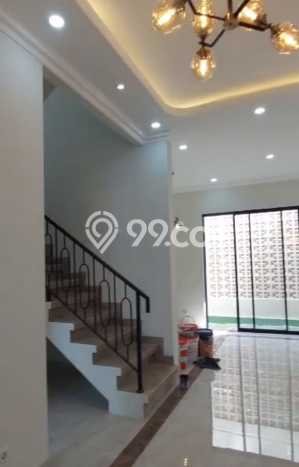 Rumah Mewah Dijual LT 130m2 di Kebon Jeruk, Jakarta Barat Rumah Mewah Dijual LT 130m2 di Kebon Jeruk, Jakarta Barat