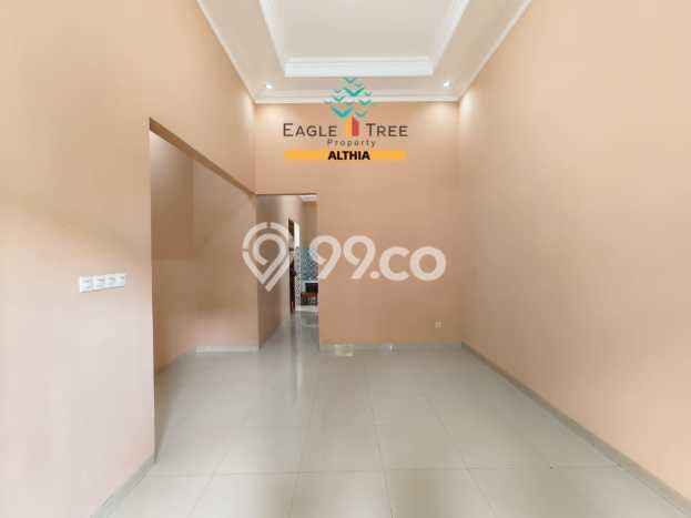Rumah Elit Modern Tanpa Renovasi di Joglo Jakarta Barat Rumah Elit Modern Tanpa Renovasi di Joglo Jakarta Barat