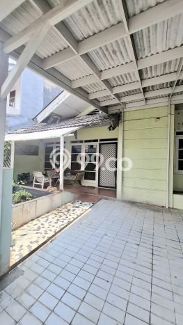 Hunian Nyaman Asri 2 KT Siap Huni di Bintaro Jakarta Selatan Hunian Nyaman Asri 2 KT Siap Huni di Bintaro Jakarta Selatan
