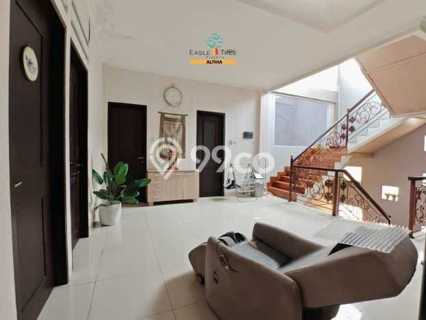 Ready to Use! Luxury House LT 246m2 Desain Elegan di Bintaro Ready to Use! Luxury House LT 246m2 Desain Elegan di Bintaro