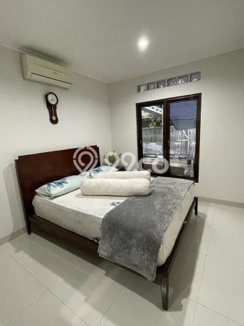 Rumah Elit Modern Tanpa Renovasi di Senopati Jakarta Selatan Rumah Elit Modern Tanpa Renovasi di Senopati Jakarta Selatan