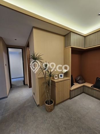 Hunian Mewah LB 160m2 Siap Huni Desain Elegan di Joglo, Jakarta Barat Hunian Mewah LB 160m2 Siap Huni Desain Elegan di Joglo, Jakarta Barat