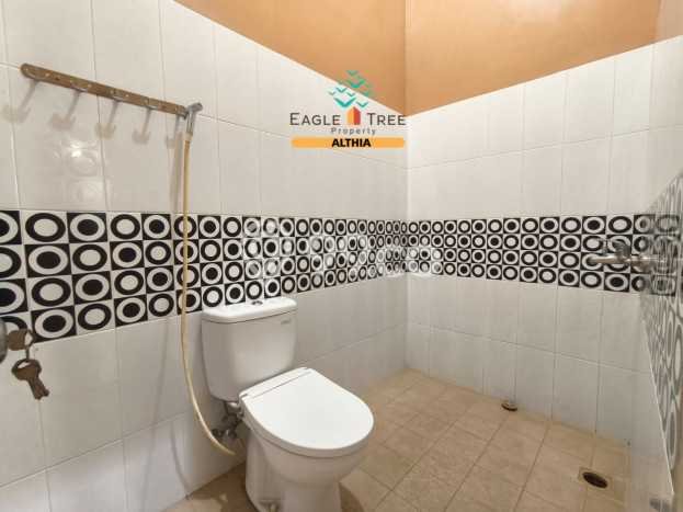 Rumah Elit Modern Tanpa Renovasi di Joglo Jakarta Barat Rumah Elit Modern Tanpa Renovasi di Joglo Jakarta Barat