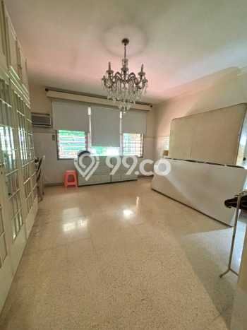 Dijual Rumah Premium dengan Fasilitas Sekitar Lengkap di Kebayoran Baru, Jakarta Selatan Dijual Rumah Premium dengan Fasilitas Sekitar Lengkap di Kebayoran Baru, Jakarta Selatan