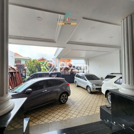 For Sale! Premium House LT 509m2 Desain Elegan di Bintaro For Sale! Premium House LT 509m2 Desain Elegan di Bintaro
