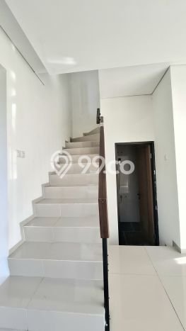 Rumah Modern Cantik 3 KT Bisa Langsung Pindah di Ciputat Timur Rumah Modern Cantik 3 KT Bisa Langsung Pindah di Ciputat Timur