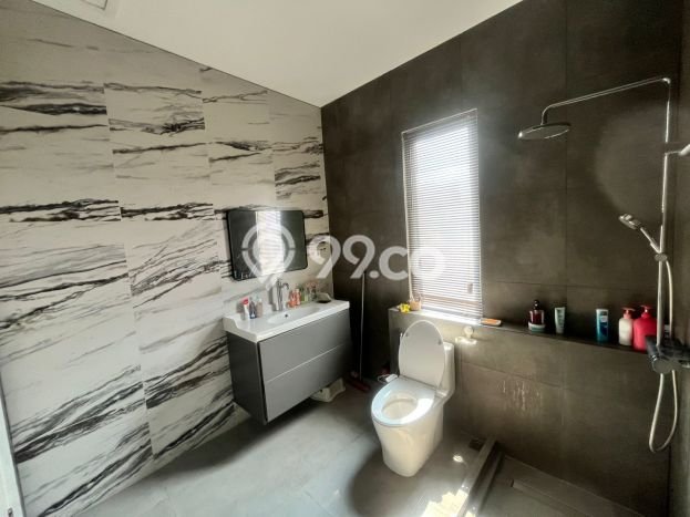 Rumah Elit Modern Tanpa Renovasi di Bintaro Tangerang Selatan Rumah Elit Modern Tanpa Renovasi di Bintaro Tangerang Selatan