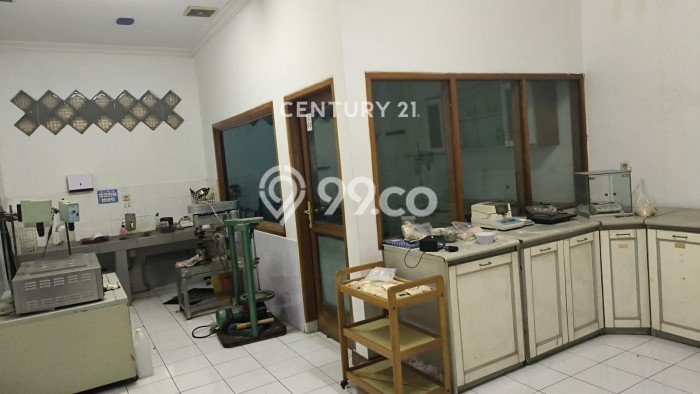 KEUNTUNGAN BERLIPAT! Gudang Kawasan Katapang, Luas 1012m², Posisi Mainroad KEUNTUNGAN BERLIPAT! Gudang Kawasan Katapang, Luas 1012m², Posisi Mainroad