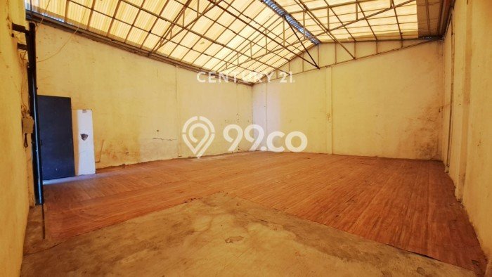 LOKASI BISNIS! Gudang For Rent Kawasan Taman Kopo Indah, Luas 130m², Jalan Strategis, Ready Usaha LOKASI BISNIS! Gudang For Rent Kawasan Taman Kopo Indah, Luas 130m², Jalan Strategis, Ready Usaha