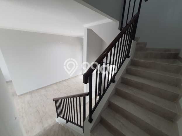 Jual Rumah Baru di Bintaro Sektor 9 Rp 4.5 M Nego Jual Rumah Baru di Bintaro Sektor 9 Rp 4.5 M Nego