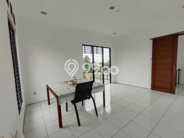 Rumah Elit Modern Tanpa Renovasi di BSD Puspita Loka Tangerang Rumah Elit Modern Tanpa Renovasi di BSD Puspita Loka Tangerang