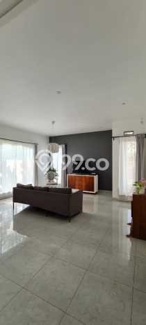 Jual Cepat Rumah 2 Lantai SHM di Graha Raya Rp 2.8 M Nego Jual Cepat Rumah 2 Lantai SHM di Graha Raya Rp 2.8 M Nego