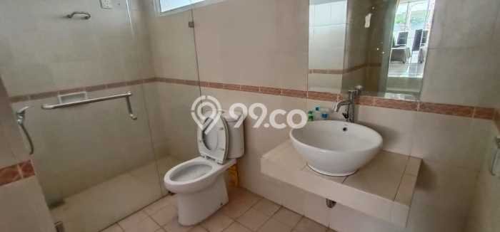 Rumah di BSD De Park Tangerang 2 Lantai Bagus Rp 175 juta/th Rumah di BSD De Park Tangerang 2 Lantai Bagus Rp 175 juta/th