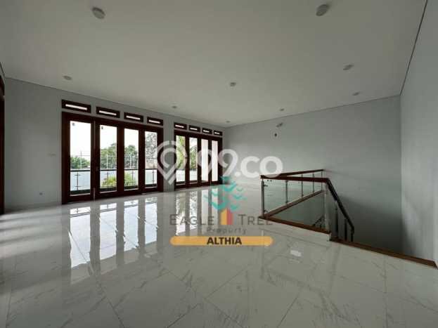 Dijual Rumah Luas Megah Dengan View Eksklusif di BSD Giri Loka, Tangerang Dijual Rumah Luas Megah Dengan View Eksklusif di BSD Giri Loka, Tangerang