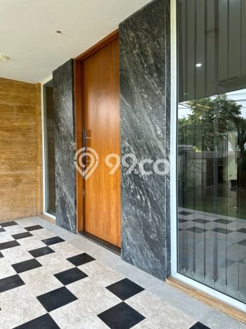Disewakan Rumah di Bintaro ada Private Pool Rp 250 JT/th Disewakan Rumah di Bintaro ada Private Pool Rp 250 JT/th