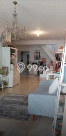 Rumah LT 140m² Dekat Sekolah di Pesanggrahan, Jakarta Selatan Rumah LT 140m² Dekat Sekolah di Pesanggrahan, Jakarta Selatan