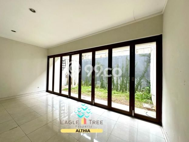 Ready to Use! Luxury House LT 120m2 Desain Elegan di Bintaro Ready to Use! Luxury House LT 120m2 Desain Elegan di Bintaro