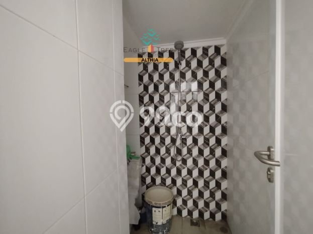 For Sale Hunian Rumah Terawat 3 Kamar di Graha Raya, Tangerang For Sale Hunian Rumah Terawat 3 Kamar di Graha Raya, Tangerang
