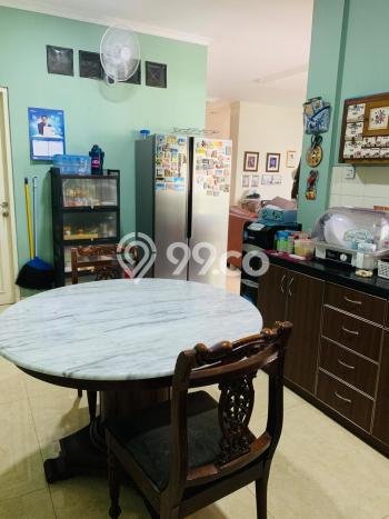 Rumah Luxury Modern Tanpa Renovasi di Cirendeu Jakarta Selatan Rumah Luxury Modern Tanpa Renovasi di Cirendeu Jakarta Selatan