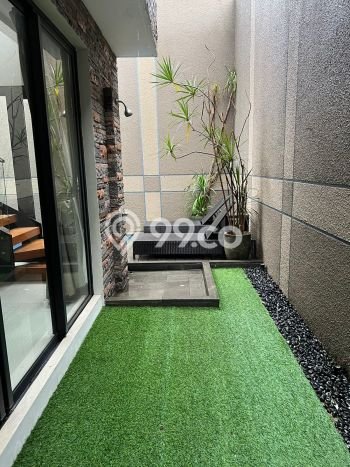 Siap Huni Rumah Mewah 5 Kamar di Pesanggrahan Dekat ke Mana Pun Siap Huni Rumah Mewah 5 Kamar di Pesanggrahan Dekat ke Mana Pun