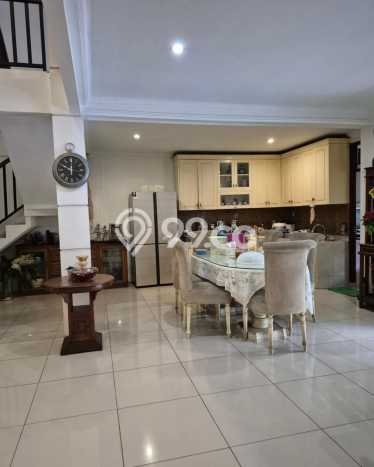 Dijual Rumah Luas Megah Dengan View Cantik di Bintaro, Tangerang Selatan Dijual Rumah Luas Megah Dengan View Cantik di Bintaro, Tangerang Selatan