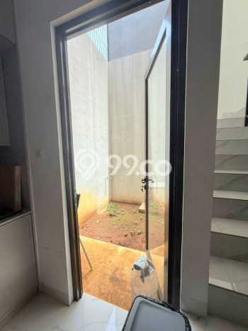 Rumah Minimalis 3 KT di Serpong Villa Melati Mas Tangerang Selatan Rumah Minimalis 3 KT di Serpong Villa Melati Mas Tangerang Selatan