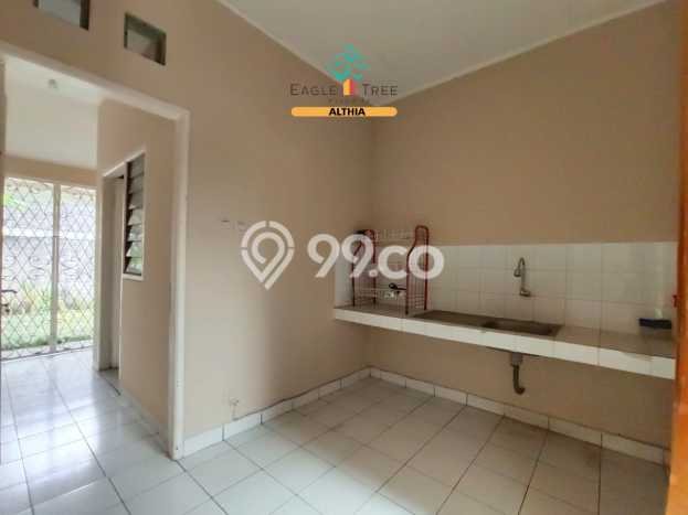 Rumah Luas Asri 3 KT Siap Huni di BSD City Tangerang Rumah Luas Asri 3 KT Siap Huni di BSD City Tangerang