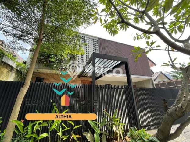 Rumah Elit Modern Tanpa Renovasi di Lebak Bulus Jakarta Selatan Rumah Elit Modern Tanpa Renovasi di Lebak Bulus Jakarta Selatan