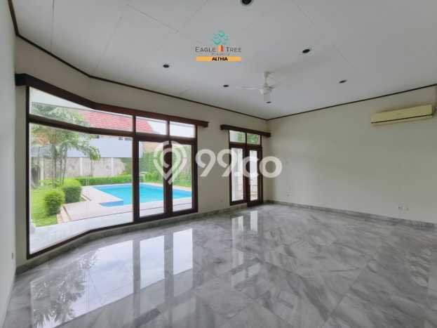 Rumah Minimalis LT 916m² Siap Huni di Cipete, Dekat Pusat Perbelanjaan, Jakarta Selatan Rumah Minimalis LT 916m² Siap Huni di Cipete, Dekat Pusat Perbelanjaan, Jakarta Selatan