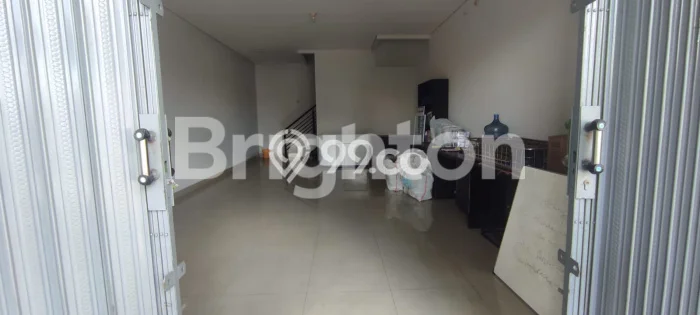 Ruko Kawasan Niaga Kawasan Umbulharjo, Luas 178m2m², Siap Operasional Ruko Kawasan Niaga Kawasan Umbulharjo, Luas 178m2m², Siap Operasional