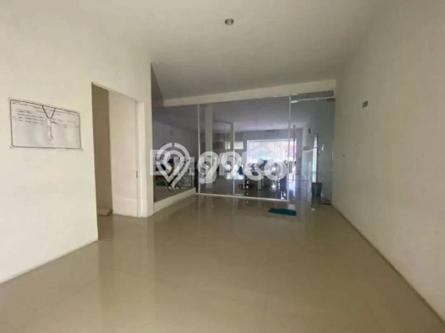 Ruko Strategis di Mergangsan, Luas 360m2m², Jalan Utama, Tingkat Keramaian Tinggi Ruko Strategis di Mergangsan, Luas 360m2m², Jalan Utama, Tingkat Keramaian Tinggi